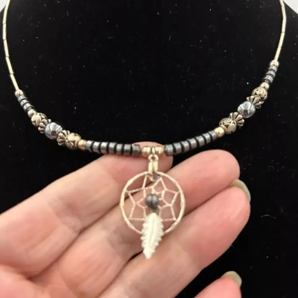 Beaded Dream Catcher Choker Necklace Silver Tone W/Hematite Beads 8-1/2" Drop - Picture 4 of 8